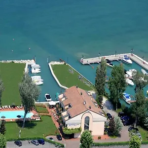 Hotel Yachting Mistral