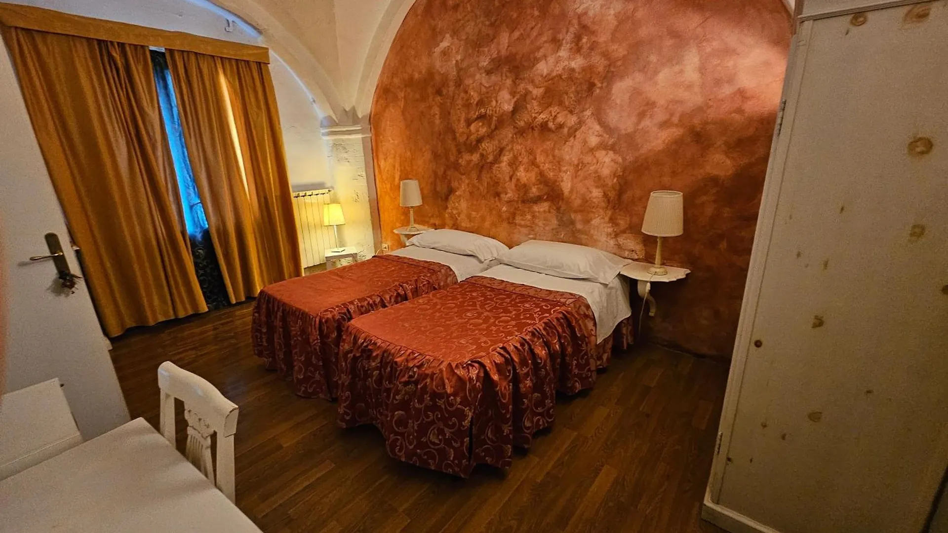 Bnb Residenza D Epoca Il Casato Siena Alojamento de Acomodação e Pequeno-almoço